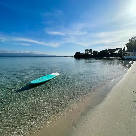 T3 Climatisé Avec Plage, Commerces Et Parking Au Pied * Ajaccio (Corsica)